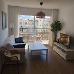 Costa Apartment *